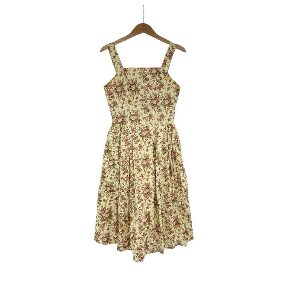 Hearts And Found Classic Floral Modest‎ Fit And Flare Cottage Core Midi Dress M